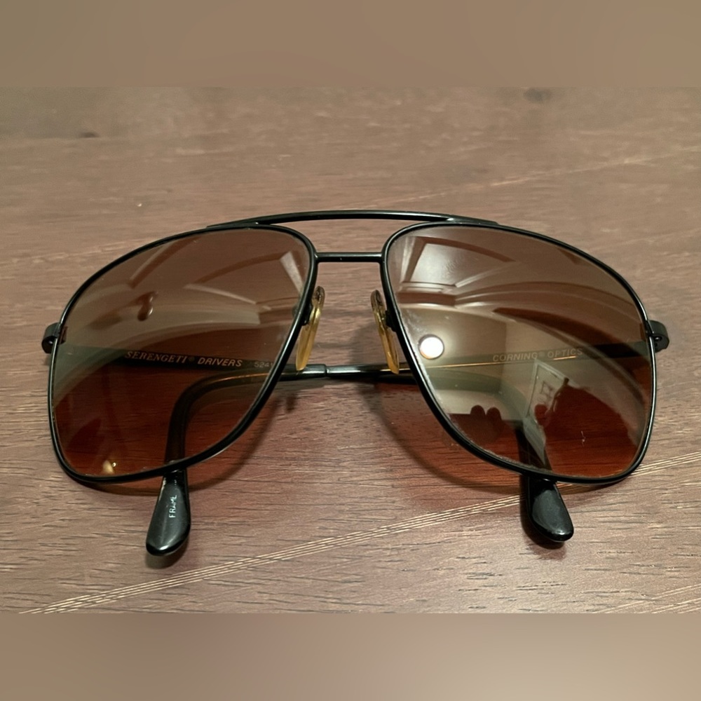 Vintage Serengeti 5241 Sunglasses - Picture 2 of 7